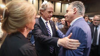 El presidente Yamandú Orsi junto al 