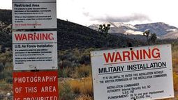 altText(Una multitud de civiles pretenden asaltar el área 51 en Estados Unidos)}