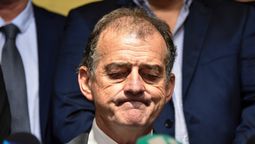 altText(Las tribulaciones de Manini Ríos)}