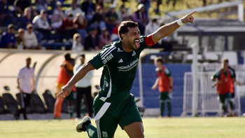Racing ganó en Melo y quedó al borde de ser campeón