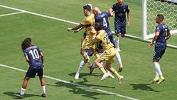 altText(Nuevo fracaso de Boca Juniors: empató ante Auckland City y quedó eliminado)}