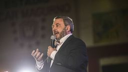 altText(Bergara cruzó a Arbeleche tras calificación de Moody's)}