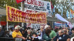 altText(Sindicatos Industriales dudan y analizarán con Cancillería acuerdo con la Unión Europea)}