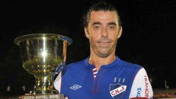 altText(Alejandro Lembo enfrenta un duro momento y el mundo del fútbol le muestra su apoyo)}