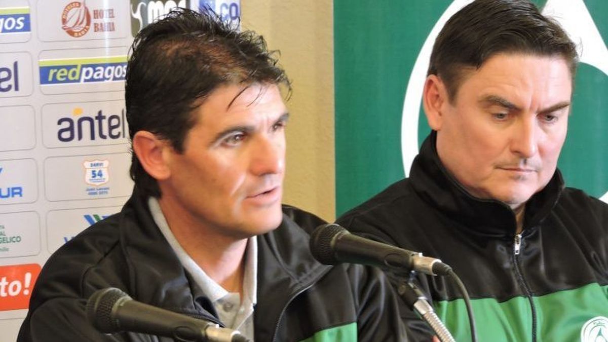 Leonel Rocco dejó de ser el técnico de Plaza