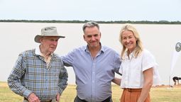 altText(Estado uruguayo recibió la donación de tres islas ubicadas en el Río Uruguay)}