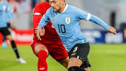 altText(Despedida de la selección uruguaya con goleada)}