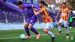 altText(Defensor atropelló a Progresó y le ganó en el Franzini)}