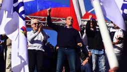 altText(Razón y corazón)}