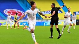 altText(Histórica y perfecta victoria de Uruguay sobre Colombia en Barranquilla)}