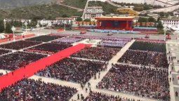 altText(Xi Jinping participó del 60º aniversario del establecimiento de la región autónoma de Xizang)}