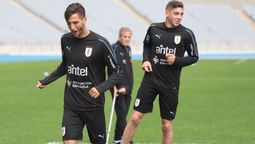 altText(Uruguay entrena con plantel completo en Seúl)}