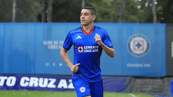 Cándido llegó a un acuerdo con Nacional pero tiene que negociar su salida de Cruz Azul.