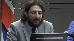 altText(¿Quién es Pablo Laurta, el uruguayo acusado de asesinar a su expareja y su exsuegra?)}