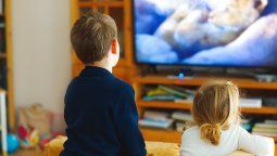 altText(¿Qué pasa si tu hijo te pide ver la misma película una y otra vez?)}