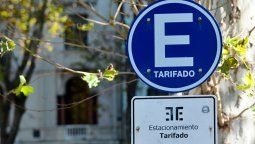 altText(Estacionamiento grauito: conocé los días que funcionará y por cuántas horas)}