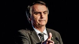 altText(Bolsonaro lanza programa para instaurar la militarización en escuelas públicas)}