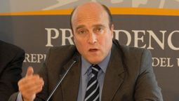 altText(Martínez pide licencia para dedicarse a la campaña electoral)}