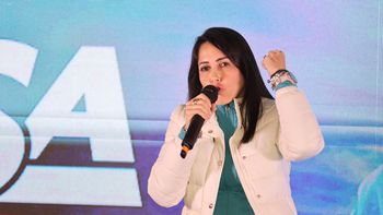 Excandidata presidencial ecuatoriana anuncia que mostrará pruebas de fraude electoral
