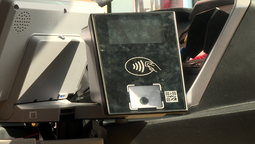 altText(La IM ya puso fecha: ¿Cuándo podrás pagar el ómnibus con tu tarjeta o teléfono?)}