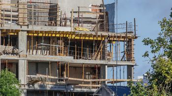 Paro y marcha en la construcción por nuevo convenio salarial