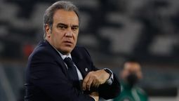 altText(Este lunes comienza la era Lasarte en Nacional)}