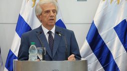 altText(Tabaré Vázquez: «La mayor disyuntiva que tiene planteada Venezuela es la paz o la guerra»)}