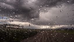 altText(Alerta amarilla en nueve departamentos por tormentas fuertes)}