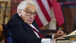 Que Henry Kissinger no descanse en paz.