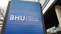 altText(AEBU defiende solidez del BHU y su rol en el acceso a la vivienda)}