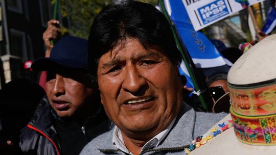 Ordenan captura de Evo Morales.