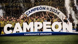 altText(La consagración de Peñarol y un lugar especial en la historia del fútbol uruguayo)}