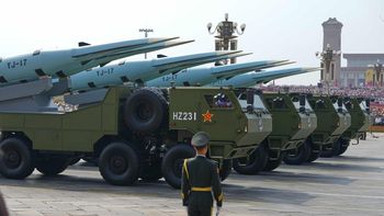 Informe del Pentágono advierte que el aumento de poder militar de China hace vulnerable a EEUU