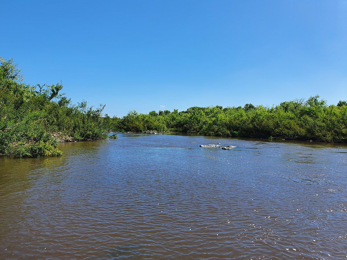 OSE construirá una represa de emergencia en el río Santa Lucía.