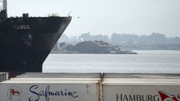 altText(Exportadores se quejan del aumento de tarifas en el puerto)}