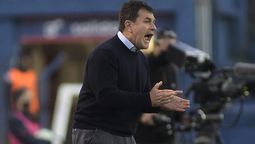 altText(Nacional hace un cambio obligado)}