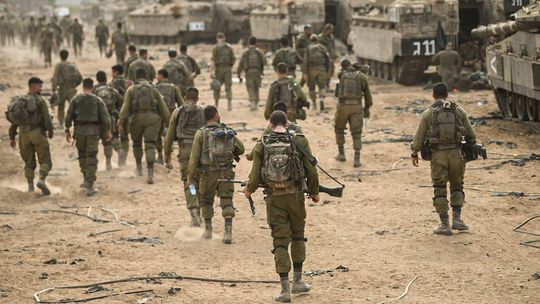 Israel inició su anunciada invasión a la ciudad de Gaza.