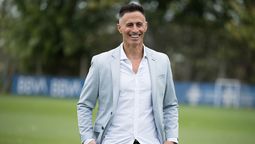 altText(Nacional presentó a Pablo Peirano: ¿Qué dijo el nuevo entrenador?)}