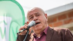 altText(Renunció alcalde de Municipio A por denuncia de acoso sexual)}