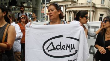 Paro de maestros en Montevideo este lunes tras agresión a docente