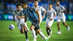 altText(Debut agridulce para Suárez en el Brasileirao)}