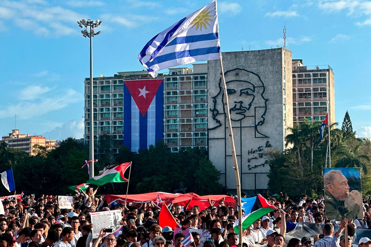 Delegaci&oacute;n del Pit-Cnt en Cuba.