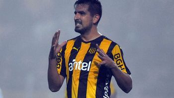 Vuelve Viatri contra Danubio y sale Maxi Rodríguez