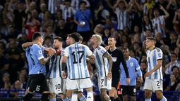 altText(Eliminatorias: se cierra la fecha trece con el clásico del Río de La Plata)}