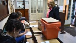 altText(Cuanto más chico el municipio, más gente vota)}