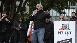 altText(A 51 años del golpe el Pit-Cnt cuestionó política laboral del gobierno)}