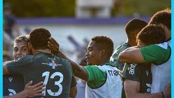 altText(Racing salió del último lugar de la tabla al ganarle a Fénix)}