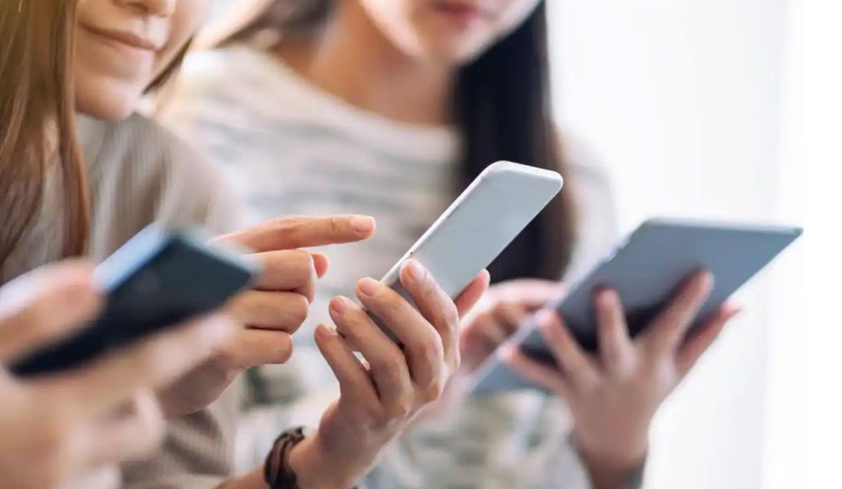 Instagram anuncia medidas para frenar la extorsión sexual .