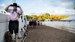 altText(Esta es la grilla completa día por día de la Semana Criolla)}