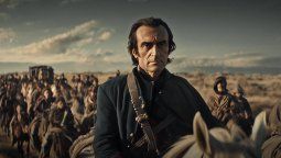 altText(Presidencia revive el legado de Artigas con documental y video histórico en su 261° aniversario)}